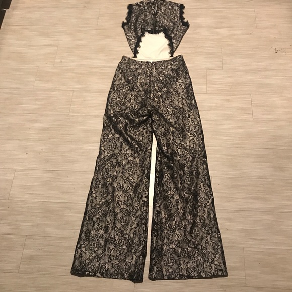 Alexis Livia Silver Lace Jumpsuit M - Picture 3 of 7